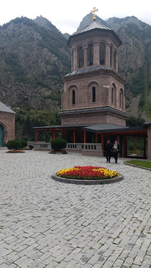 Eastern Georgia Hotel Kazbegi ภายนอก รูปภาพ