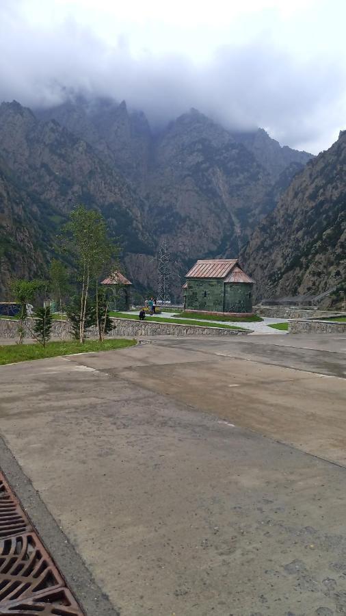 Eastern Georgia Hotel Kazbegi ภายนอก รูปภาพ